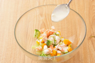 鲜芒什蔬鲜虾沙拉的做法步骤：5