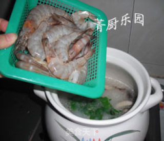 砂锅鲜虾粥的做法步骤：6