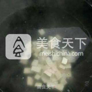 虾仁豆腐的做法步骤：2