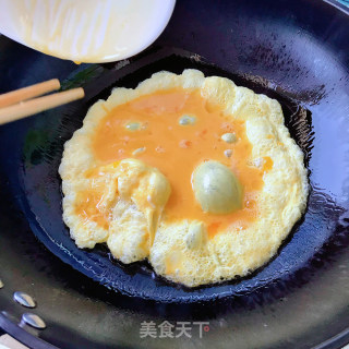 韭菜虾皮炒鸡蛋的做法步骤：4