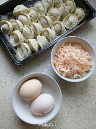 虾皮蛋汤饺子的做法步骤：1
