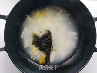 冬瓜紫菜虾皮汤的做法步骤：5