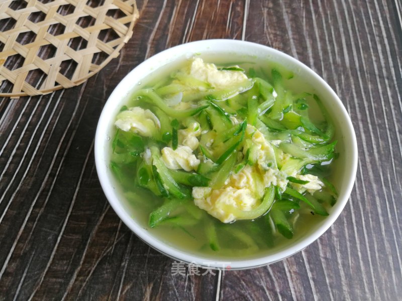 黄瓜丝虾皮鸡蛋汤的做法