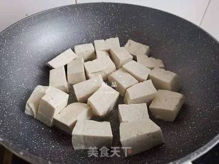 丝瓜烧豆腐的做法步骤：3