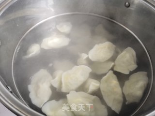 西葫芦鸡蛋饺子的做法步骤：15