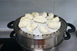 胡萝卜虾皮烫面蒸饺的做法步骤：9
