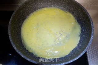 菠菜虾皮蛋皮汤的做法步骤：3