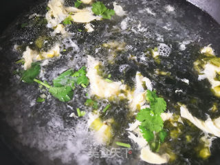 韭菜虾皮馄饨的做法步骤：8