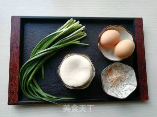 饺子皮韭菜盒子的做法步骤：1