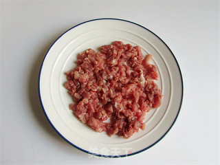 自制开胃下饭的肉末酱的做法步骤：2