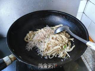 豆腐丝炒韭菜的做法步骤：5