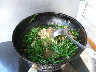 豆腐丝炒韭菜的做法步骤：10