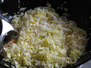 白菜虾皮炒鸡蛋的做法步骤：6