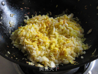 白菜虾皮炒鸡蛋的做法步骤：8