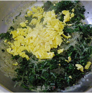 【菠菜鸡蛋盒子】----------健康的早餐的做法步骤：4