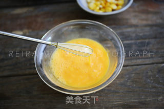营养升级：虾仁玉米蒸蛋的做法步骤：2