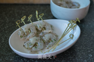【上海】香草煎虾串的做法步骤：5