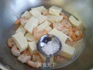 虾仁烧豆腐的做法步骤：7