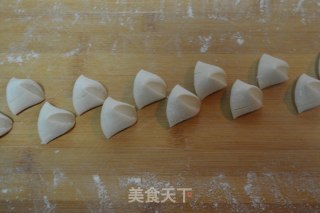 酸汤牛肉水饺的做法步骤：17