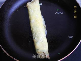 韭菜虾皮蛋卷的做法步骤：7