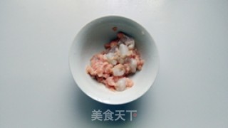 荠菜虾仁豆腐羹的做法步骤：2