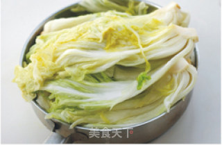 【韩式辣白菜】下饭绝佳 美味不分国界的做法步骤：2