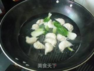 圆白菜鲜肉紫菜水饺的做法步骤：14