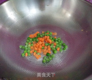 XO酱杂蔬蛋炒饭的做法步骤：8