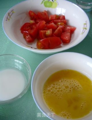 番茄蛋花汤的做法步骤：2