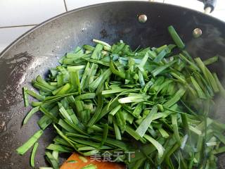 韭菜虾仁炒蛋的做法步骤：6