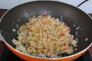 清香罗勒虾仁饭的做法步骤：8