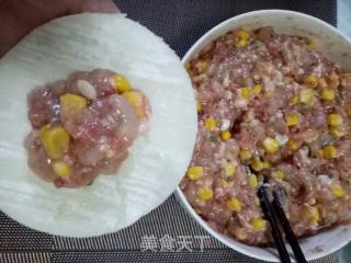虾仁玉米水饺的做法步骤：12