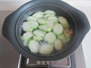 虾仁紫菜丝瓜汤的做法步骤：3