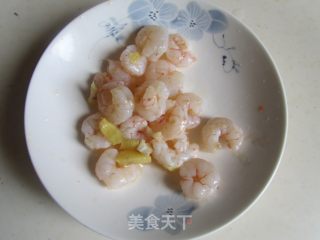 彩椒虾仁蟹味菇的做法步骤：4