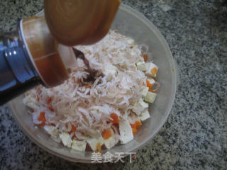 虾皮胡萝卜拌老豆腐的做法步骤：8