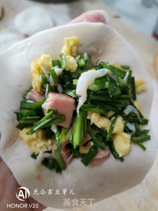 韭菜鸡蛋虾皮水煎包的做法步骤：19
