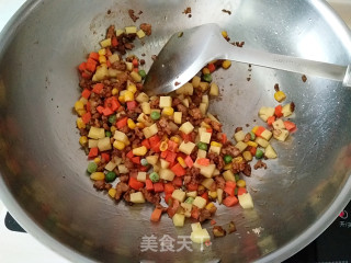 【杂蔬肉末焖饭】的做法步骤：4