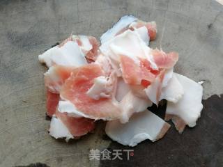 虾皮炒卷心菜的做法步骤：2