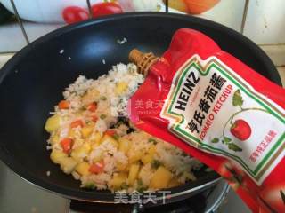 #ACA烘焙明星大赛#凤梨虾仁焗饭的做法步骤：7