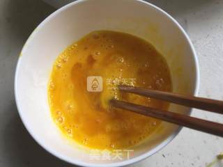 豆浆海参虾仁炖蛋的做法步骤：2