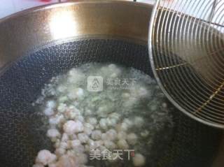 河虾仁炒鸡头米的做法步骤：6