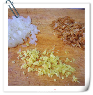 【天津】两吃韭菜素馅——玉米面菜团子+素合子的做法步骤：7