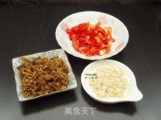 夏天开胃菜，虾皮炒萝卜干的做法步骤：2