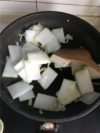 蚝油烧冬瓜的做法步骤：4