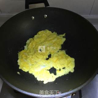 简单快捷的蛋炒饭的做法步骤：2