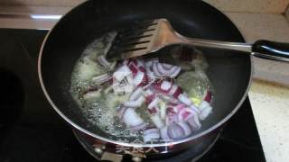 法式浓汤----鲜虾薯泥汤的做法步骤：3