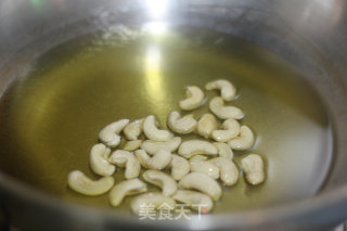 五彩虾仁鳕鱼粒的做法步骤：5