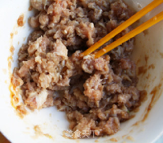肉三鲜煎饺的做法步骤：3