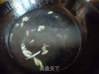 虾仁粉丝萝卜汤的做法步骤：6