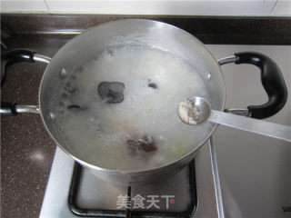 木耳鲜虾粥的做法步骤：7